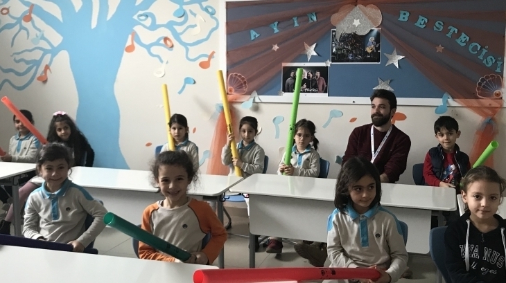 Eryaman Okyanus Koleji İlkokul Kademesi 1. Sınıf Öğrencileri Yetenek Derslerinde