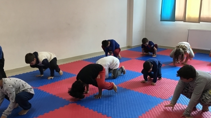 Eryaman Okyanus Koleji İlkokul Kademesi Öğrencileri Kulüp Derslerinde