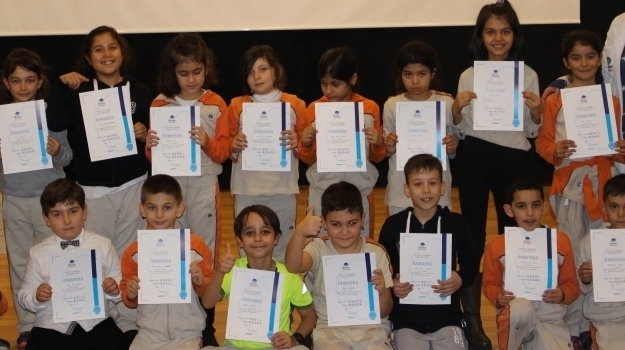 Eryaman Okyanus İlkokul Öğrencileri Cambridge Sertifikalarına Kavuştular