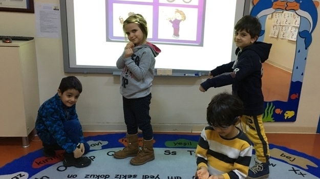 Güneşli Okyanus Koleji Okul Öncesi A Grubu Öğrencileri FastracKids Dersinde
