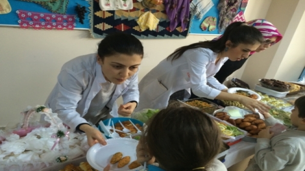 Güneşli Okyanus Koleji Sosyal Projelerine Devam Ediyor