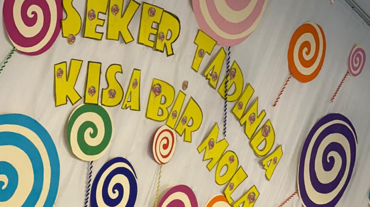 İncek Okyanus Koleji Öğrencileri 1.Dönem Başarı Belgelerini Aldılar.