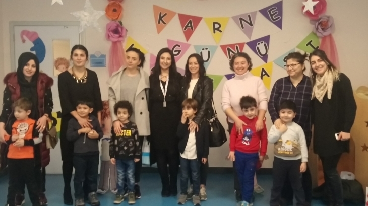 İncek Okyanus Yıldızlar Grubu 2017-2018 1.Dönem Başarı Belgelerini Aldılar.
