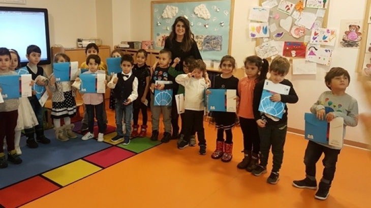Kemerburgaz Okyanus Koleji Gökkuşağı Grubu Öğrencileri Karne Gününde