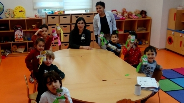 Konyaaltı Okyanus İnciler Grubu "Bilingual" Dersinde
