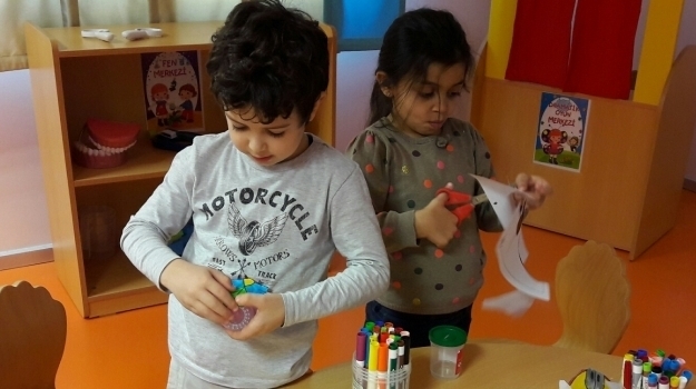 Konyaaltı Okyanus Okul Öncesi Yıldızlar Grubu 'Fastrackids' Dersinde