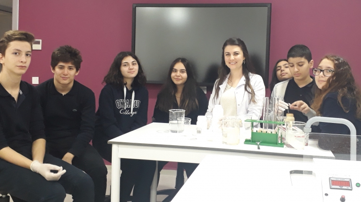 Lara Okyanus Koleji 9. Sınıf Öğrencileri Biyoloji Laboratuarında