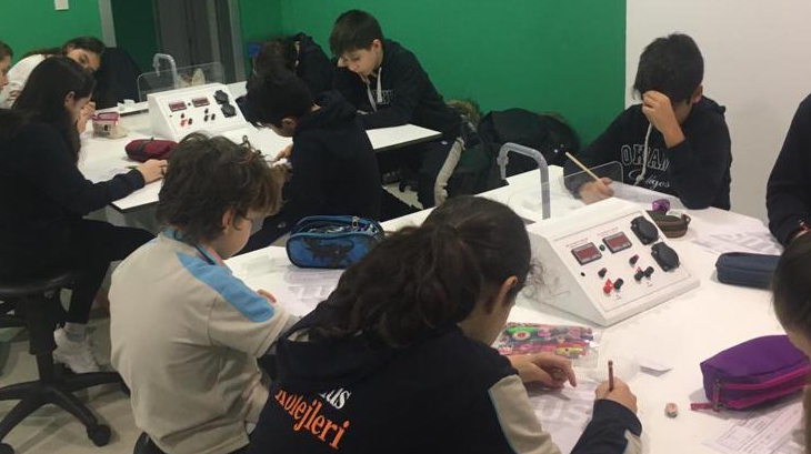 Lara Okyanus Koleji Ortaokul Kademesi Öğrencilerimizin Laboratuvar Uygulama Sınavı (LUS)