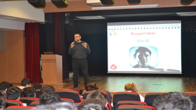 Fatih Okyanus'ta "Madde Bağımlılığı" Semineri