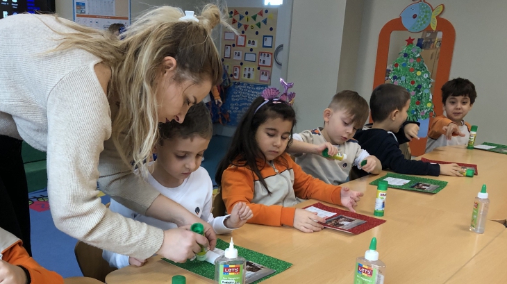 Mavişehir Okyanus Koleji Bulutlar Grubu öğrencileri Aile katılımı etkinliğinde