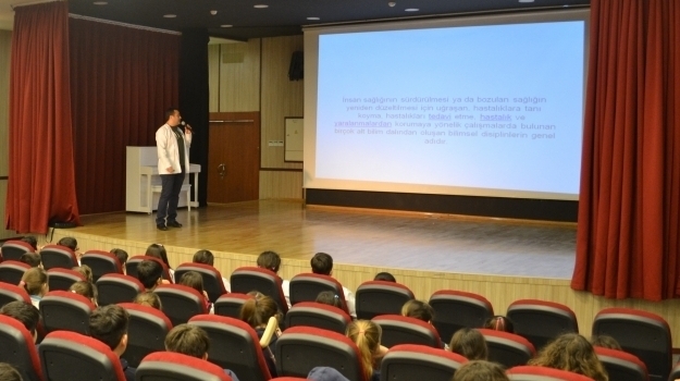 Mavişehir Okyanus Ortaokulunda Gelecekte Bir Gün Meslekte İlk Gün Seminerleri Başladı