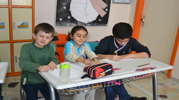 Okyanuslu Miniklerden Engelli Kardeşlerine Anlamlı Destek