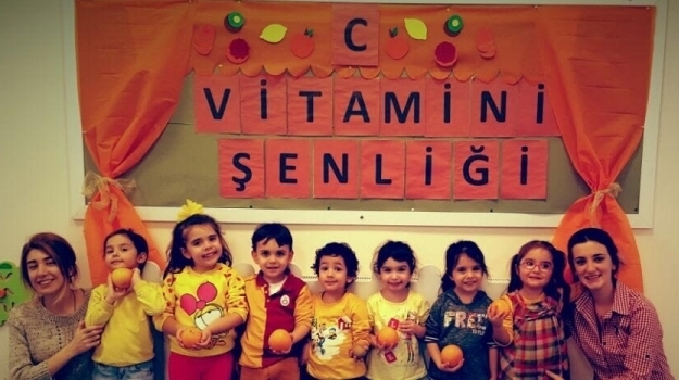 Nilüfer Okul Öncesi Grubu Öğrencileri C Vitamini Şenliğinde