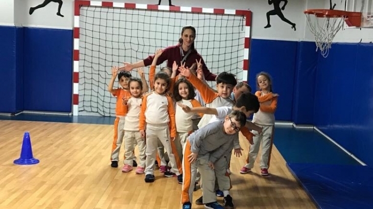 Okul Öncesi Bulutlar Grubu Öğrencileri Beceri Koordinasyon  Dersinde