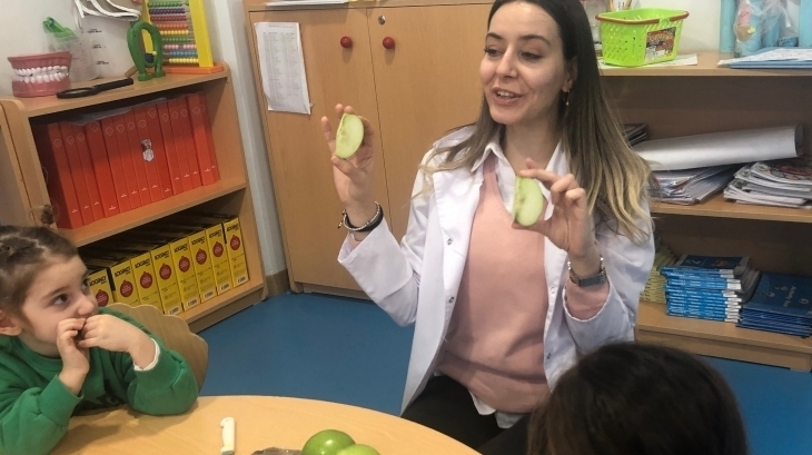 Okul Öncesi Deniz Yıldızı Öğrencileri Fen ve Matematik Dersinde