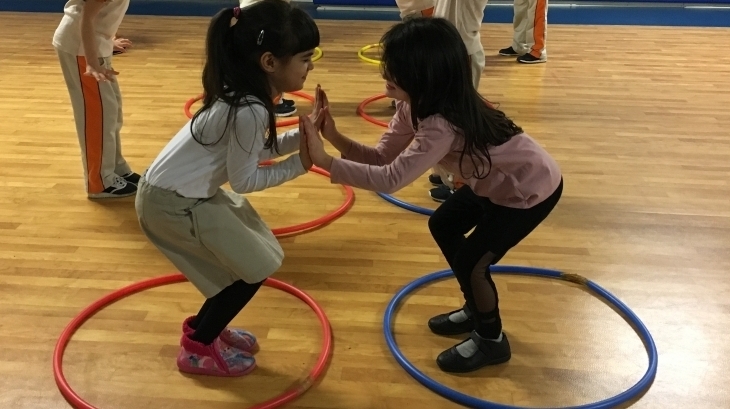 Okul Öncesi Güneş Grubu Beceri Koordinasyon Dersinde