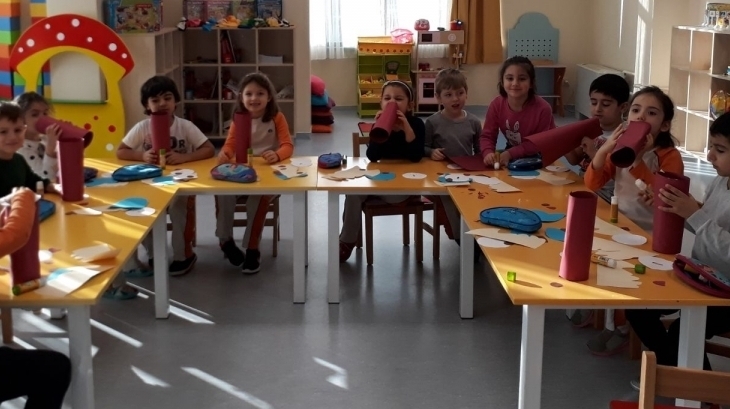 Sancaktepe Okyanus Koleji Okul Öncesi Yıldızlar Grubu Öğrencileri Sanat Etkinliğinde