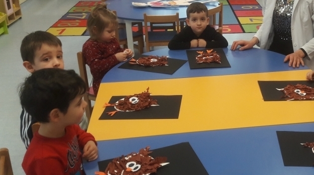 Sancaktepe Okyanus Okul Öncesi Kırmızı Grubu Öğrencileri Sanat Etkinliğinde