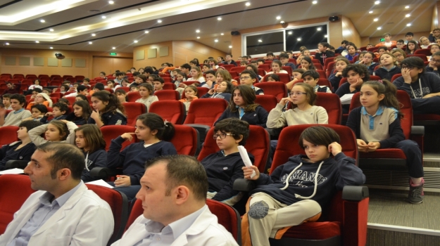 Halkalı Okyanus Koleji'nde "Yes To Science" Bilim Gösterisi