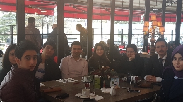 Kemerburgaz 12. Sınıf Öğrencileriyle Motivasyon Kahvaltısı Yapıldı