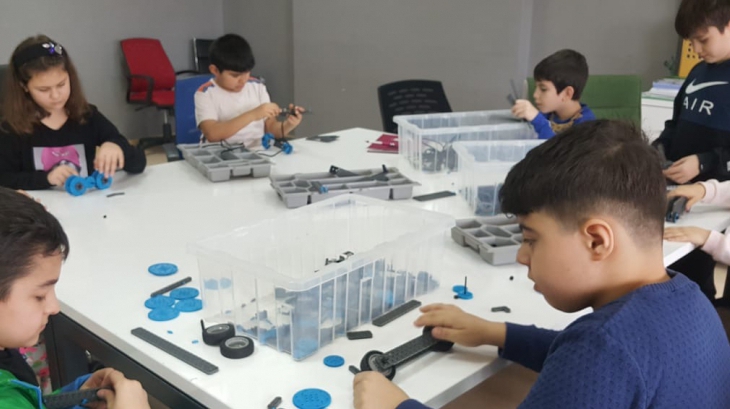 4.Sınıflarımızın "Ortaokula Adım Adım 5. Sınıfa Başladım" Dersleri