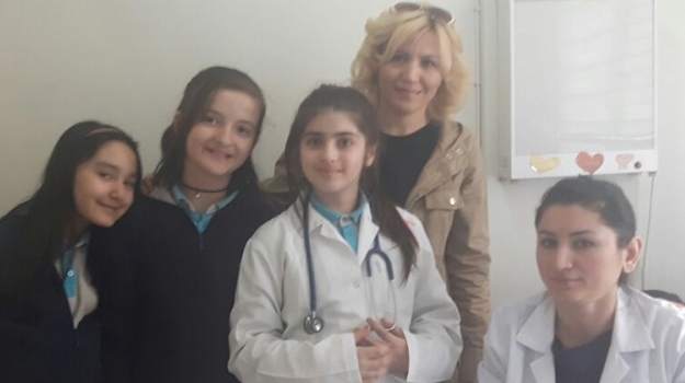 "Gelecekte Bir Gün Meslekte İlk Gün" Doktorluk Mesleği