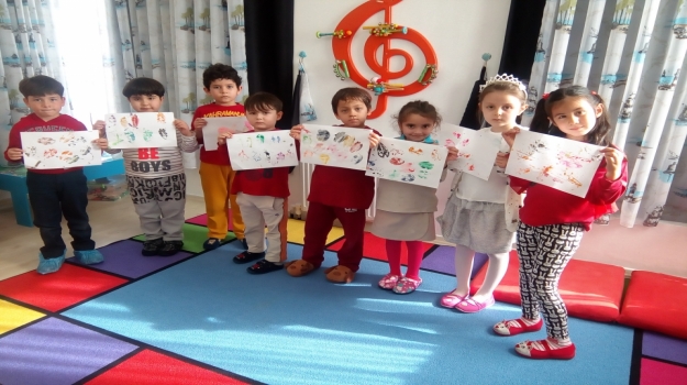 Adana Okyanus Koleji Yıldızlar Grubu Sanat Etkinliğinde