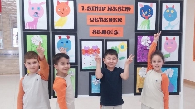 Ataşehir Kampüsü 1.Sınıf Öğrencileri Yetenek Resim Sergisinde