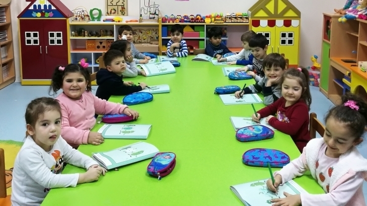 Avcılar Ağaçlar Grubu Öğrencileri Okuma Yazmaya Hazırlık Ekinliğinde