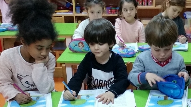 Avcılar Yıldızlar Grubu Okuma-Yazmaya Hazırlık Etkinliğinde