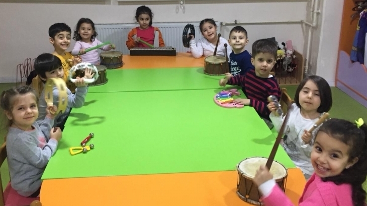 Avcılar Yunuslar Grubu Öğrencileri Müzik Etkinliğinde