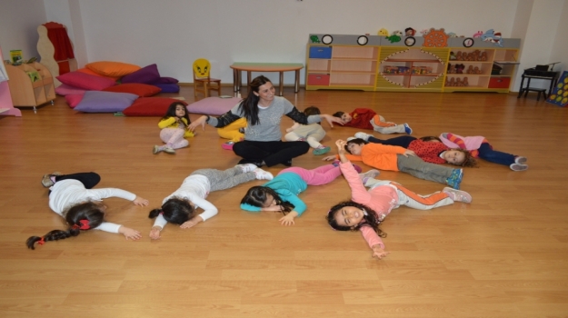 Bahçelievler Okyanus Okul Öncesi İlgi Yetenek Merkezi Dans Dersinde