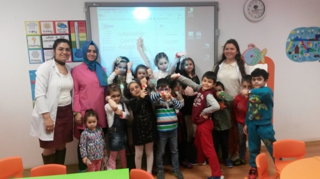 Bahçelievler Okyanus Okul Öncesi Yıldızlar  Sınıfı  Aile Katılımı Etkinliğinde Saatleri Öğreniyor