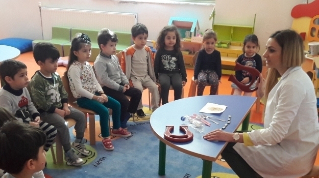 Bahçeşehir Çiçekler Grubu Fen ve Doğa Etkinliğinde