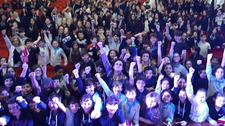 Bahçeşehir Okyanus Koleji Ortokul Kademesinde İngilizce Tiyatro Gösterisi Yapıldı