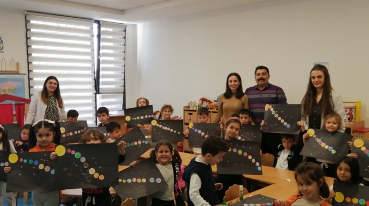 Bayrampaşa Okyanus Koleji Okul Öncesi Güneş Grubu Öğrencileri Aile Katılımı Etkinliğinde