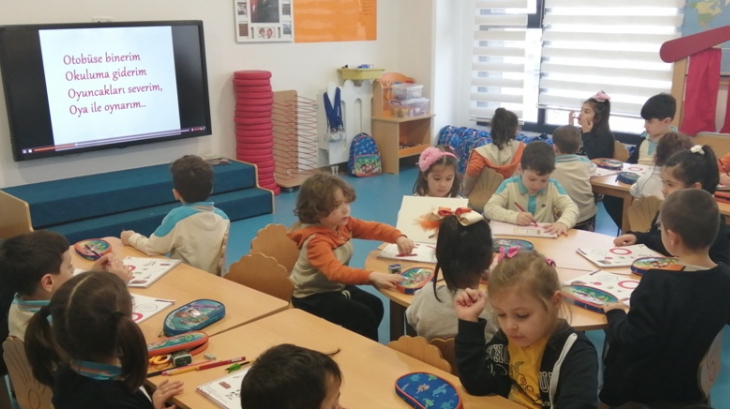 Bayrampaşa Okyanus Koleji Okul Öncesi Güneş Grubu Okuma-Yazma Hazırlık Etkinliğinde