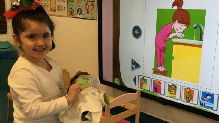Bayrampaşa Okyanus Koleji Yıldızlar ve Güneş Grubu Greenman İle Günlük Rutinleri Öğreniyor