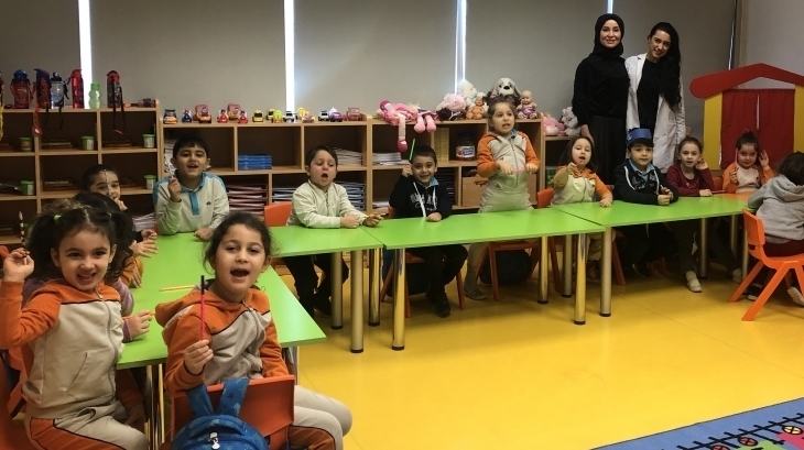 Beykent  Okyanus Koleji Okul Öncesi Gökkuşağı Grubu Veli Katılım Etkinliğinde