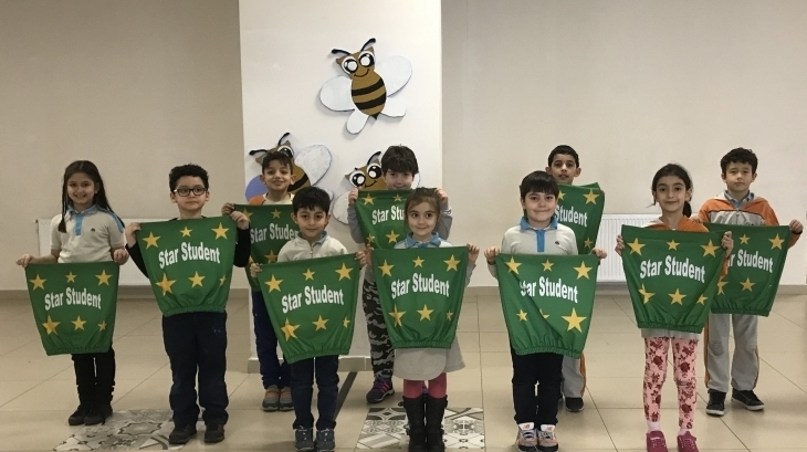 Eryaman Okyanus Koleji İlkokul Kademesinde Haftanın 'Star Student' Öğrencileri Seçildi