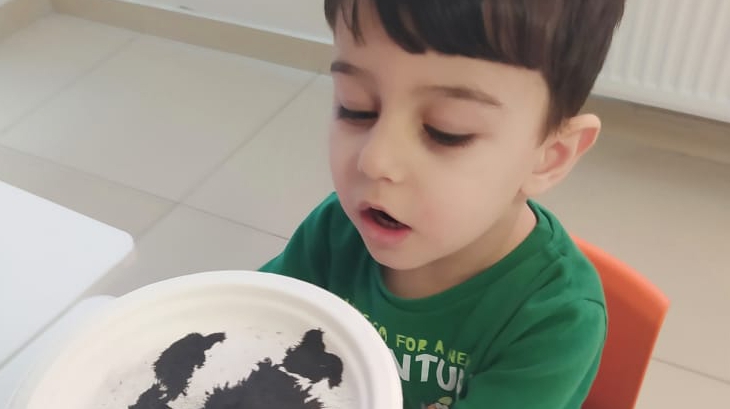 Eryaman Okyanus Koleji Okul Öncesi Kademesi C grubu Öğrencileri Mad Science dersindeler