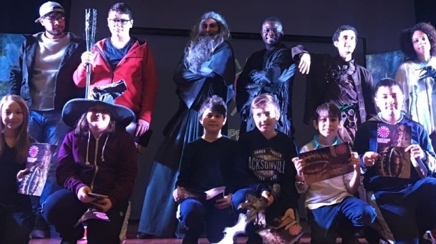 Esenkent Kampüsü Ortaokulunda İngilizce Tiyatro Gösterisi