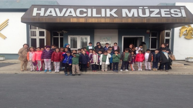 Havacılık Müzesi'nde Nostaljik Uçak Turu