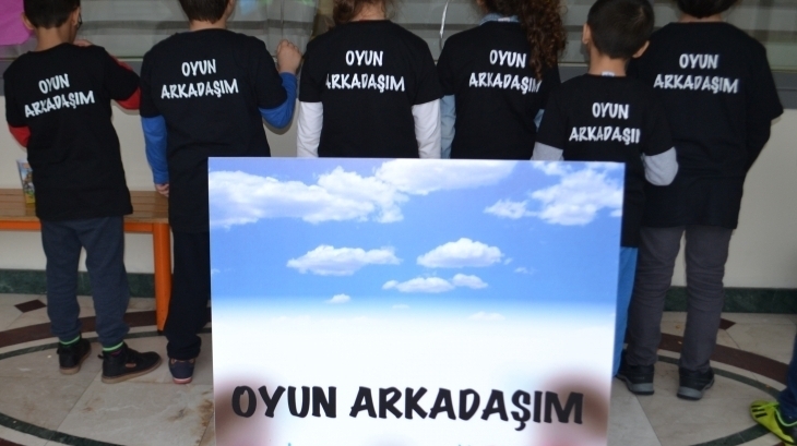 Fatih Okyanus Koleji’nde, Sosyal Sorumluluk Projesi kapsamında geliştirdiğimiz ''Oyun Arkadaşım'' projesini gerçekleştirdik.