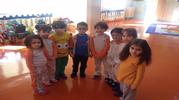Güeli Okyanus Koleji  Okul Öncesi  Yunuslar  Grubu  Oyun  Salonunda