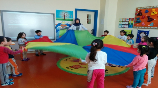Güneşli Okul Öncesi Yunuslar Grubu Orff Çalışması Yapıyor