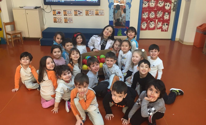 Güneşli Okyanus Koleji Okul Öncesi Balıklar Grubu Oyun Etkinliğinde