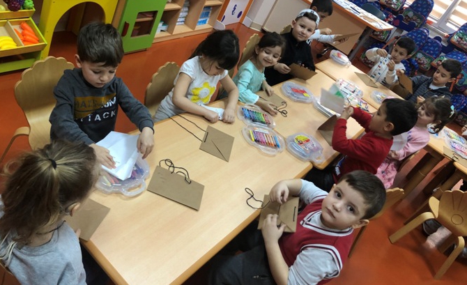 Güneşli Okyanus Koleji Okul Öncesi Yunuslar Grubu Okuma –Yazma Etkinliğinde