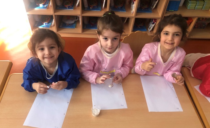 Güneşli Okyanus Koleji Okul Öncesi Yunuslar Grubu Sanat Etkinliğinde