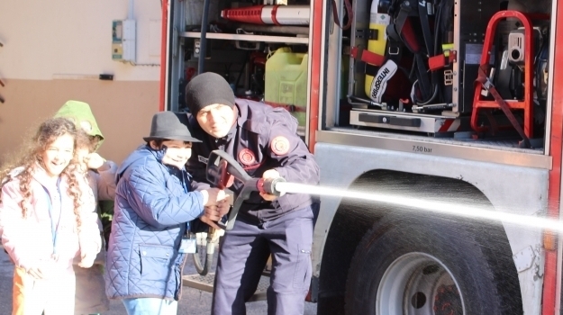 Halkalı Okul Öncesi A Grubu Öğrencileri Bakırköy İtfaiyesinde